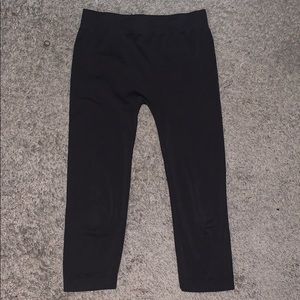 Black Cropped Leggings